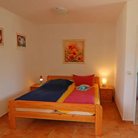 Tasteful In Germany With Garden アパート レリク