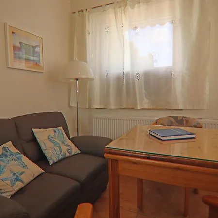 Tasteful In Germany With Garden