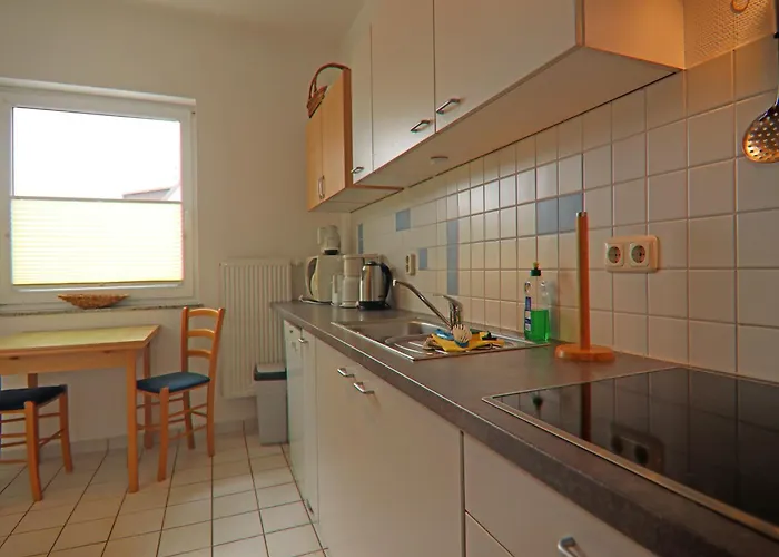 דירה Tasteful In Germany With Garden רריק